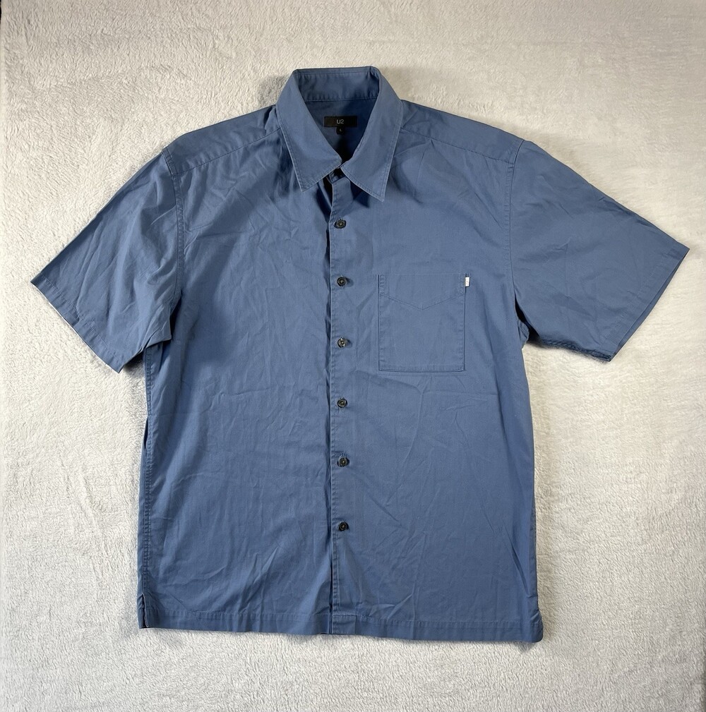 U2 Shirt Men’s Large Short Sleeve Button Up Pocket 100 Cotton Blue